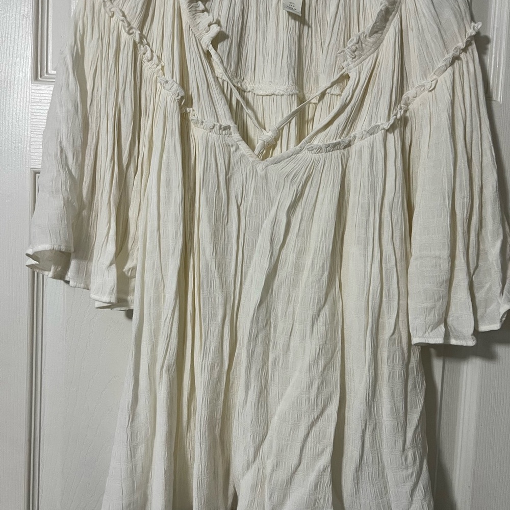 Elegant White Women's Top